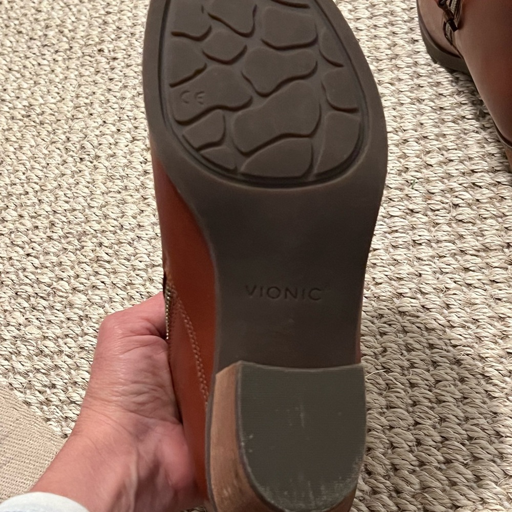 Vionic Ankle Boots. - image 6